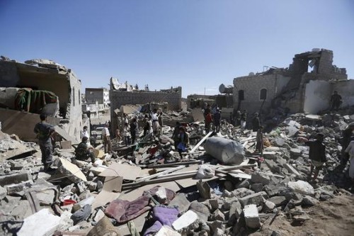 21 civils tués par des raids aériens à Sanaa - ảnh 1